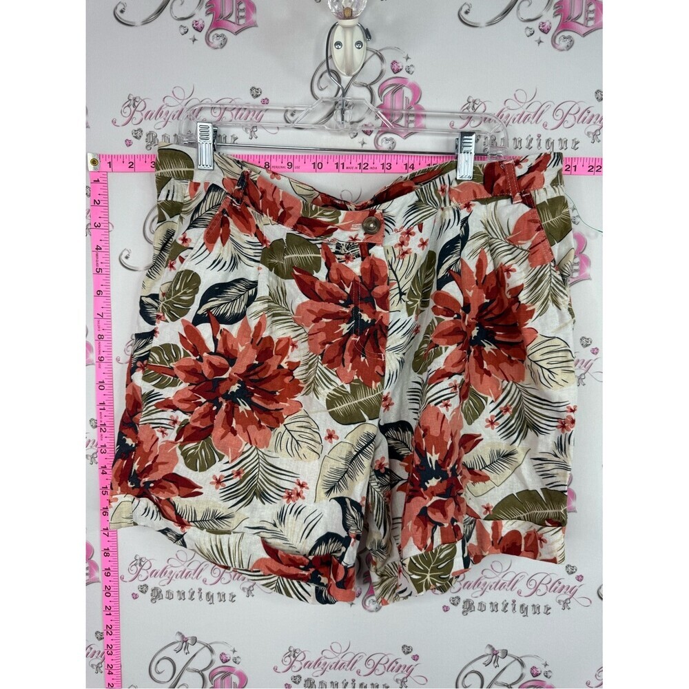Shorts tropical flowers leafs Floral Shorts in Rust Floral